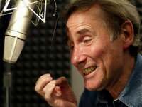 جایزه گرمی برای کتاب صوتی یادگاران مرگ به جیم دیل تعلق گرفت